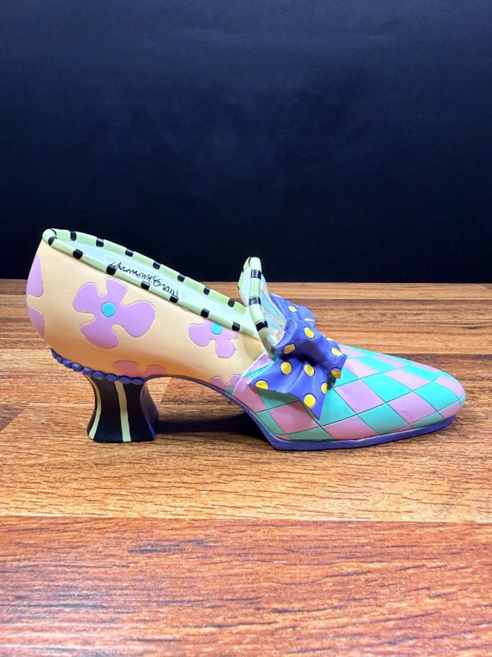 SHANNON MCGRAW Colorful Decorative High Heel Shoe Figurine